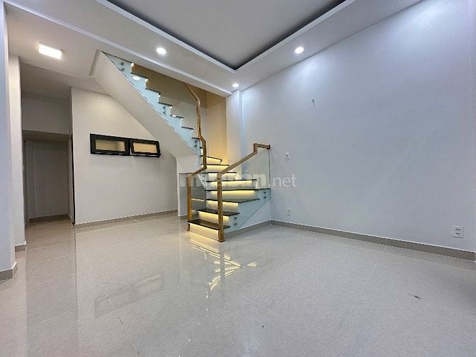 Giảm 1tỷ còn 5,8 tỷ TL lộc,  nhà Đẹp HXH Phan Văn trị, 5x10m NH