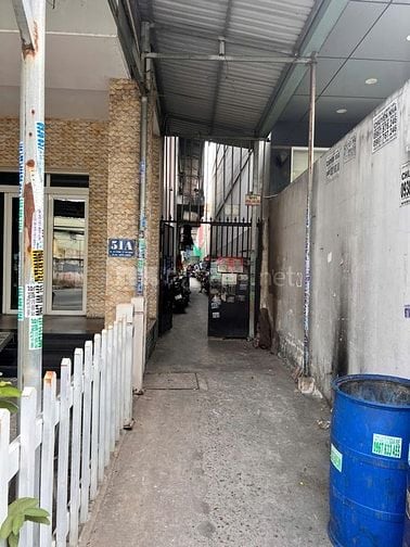 Bán Nhà Mặt Tiền 1 trệt 3 lầu 48 phòng trọ thu nhập 100 triệu / Tháng