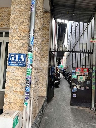 Bán Nhà Mặt Tiền 1 trệt 3 lầu 48 phòng trọ thu nhập 100 triệu / Tháng