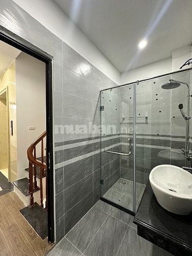5 tầng mới xây trung tâm quận Đống Đa, cách ô tô tránh 20m