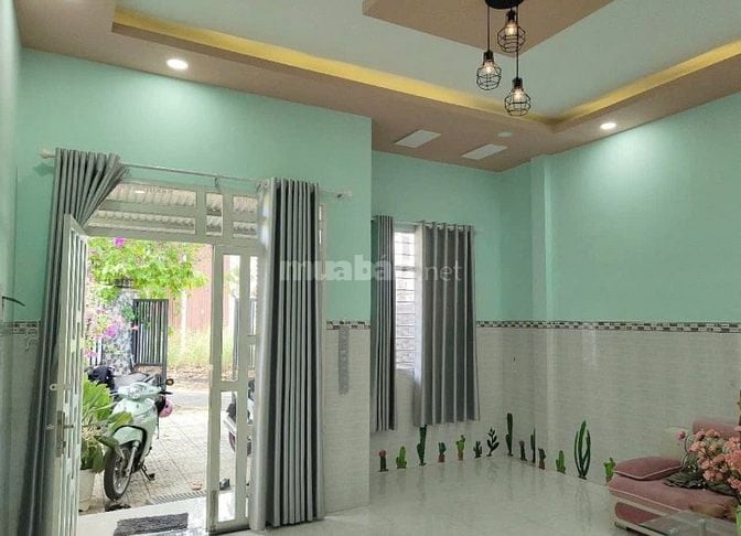 Bán nhà cấp 4 ở Chợ Hóc Môn 100m2, Sổ hồng sẵn giá 640 TRIỆU