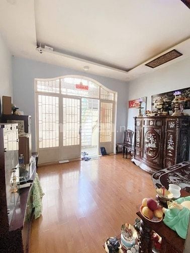 Mặt tiền giáp Quận 5 DT 144m2 4 tầng siêu rẻ, kế Chợ Rẫy, DHYD