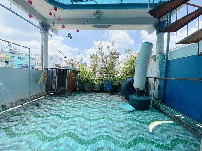 Mặt tiền giáp Quận 5 DT 144m2 4 tầng siêu rẻ, kế Chợ Rẫy, DHYD