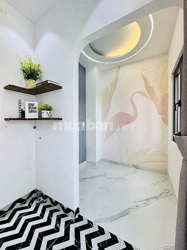 CHỦ ĐI NƯỚC NGOÀI BÁN GẤP NHÀ TẠ UYÊN, P12, Q5 . Chỉ 3.54 TỶ, HẺM 5m. 