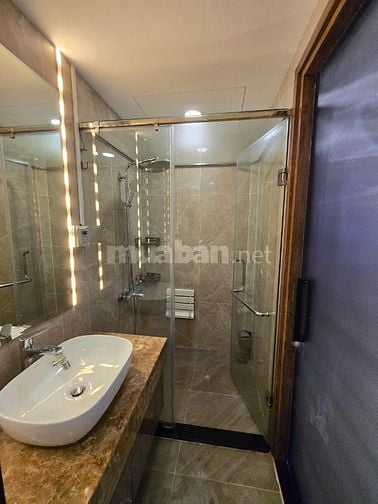 Cần cho thuê gấp - căn hộ gần sân bay TSN, 3PN, full nội thất
