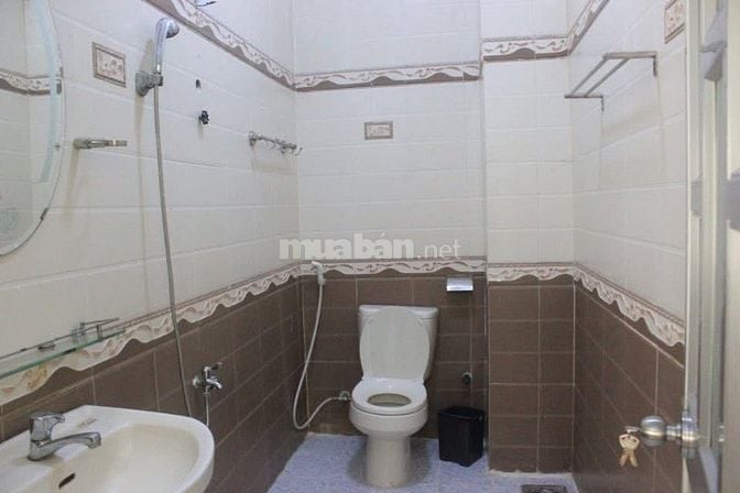 CHDV 35m2, 1PN,1PK, có cửa sổ trời, trung tâm Q12
