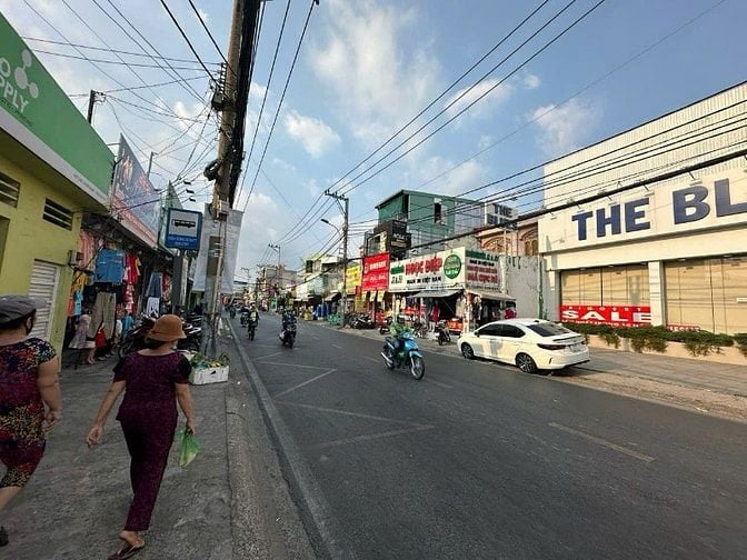 Cho thuê nhà số 200 Tô Ngọc Vân, Phường Linh Đông, Quận Thủ Đức