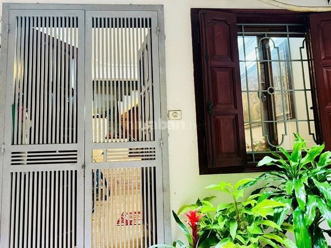 Bán nhà 5 tầng tại khu phố VIP Đặng Tất- Phan Đình Phùng, quận Ba Đình