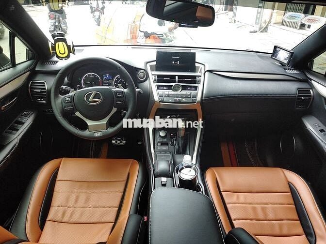 Lexus NX 2016 - 200T - 47000 km (chính chủ)