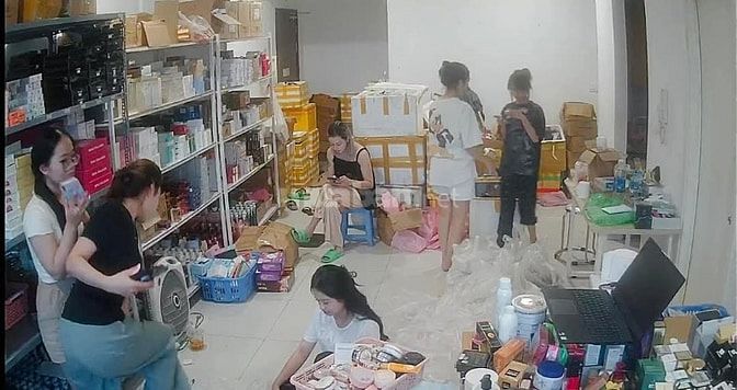 TUYỂN GẤP LĐPT ĐI LÀM NGAY ,ĐÓNG GÓI DÁN TEM HÀNG 