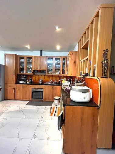 Nhà đẹp phố Thái Hà, diện tích rộng 68m2, gần phố, cách oto chỉ 10m.