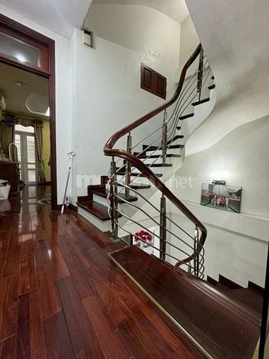 Bán nhà Mễ Trì Thượng, 55m² x 5 tầng, nhà đẹp, 5m ra ô tô –chỉ 8,9 tỷ