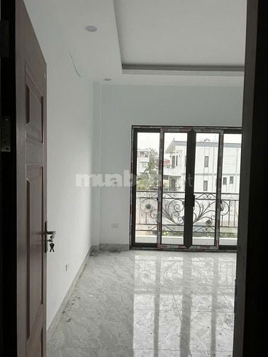 Bán nhà 4 tầng tại Nhị Khê 40 m giá 4tỷ050