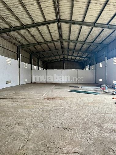 CHO THUÊ KHO XƯỞNG, NGÃ 3 NGŨ HIỆP, THANH TRÌ DT 310m2