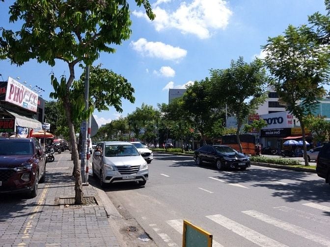 Bán nhà mặt tiền Trần Não p. An Khánh Quận 2 giá 115 tỷ