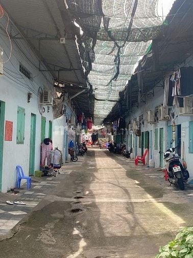 Bán nhà trọ mặt tiền đường 30/4 với diện tích 2,200m2, TDM, BD