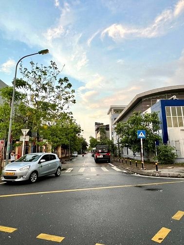 BÁN NHÀ ÁI MỘ - HƠN 5 TỶ CHÚT - NHÀ 4 TẦNG - LÔ GÓC - 100% DÂN XÂY