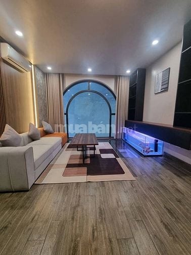 THANG MÁY , NGÕ THOÁNG RỘNG , BA GÁC ĐUA , QUAN NHÂN THANH XUÂN 35M2.