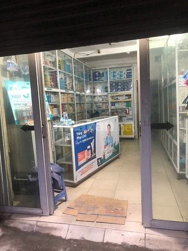 Cho thuê cửa hàng số 10 ngõ Thổ Quan, phố Khâm Thiên, Đống Đa, Hà Nội