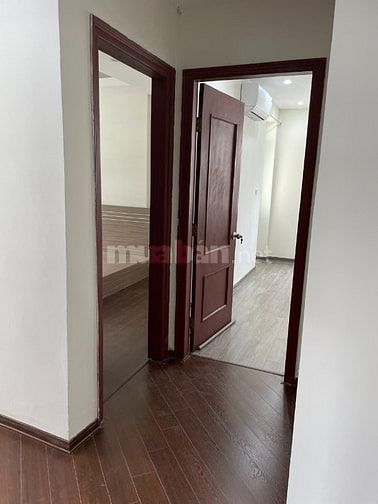 Chính chủ bán căn hộ chung cư tầng 3 thương mại Vinaconex 12 diện t