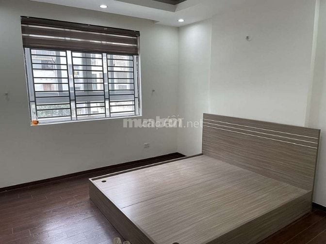 Chính chủ bán căn hộ chung cư tầng 3 thương mại Vinaconex 12 diện t