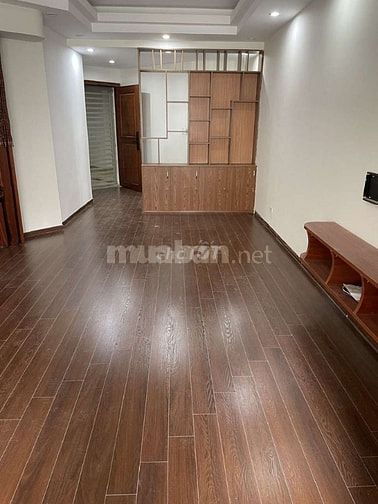 Chính chủ bán căn hộ chung cư tầng 3 thương mại Vinaconex 12 diện t