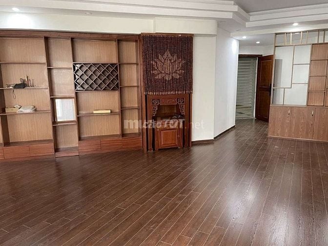 Chính chủ bán căn hộ chung cư tầng 3 thương mại Vinaconex 12 diện t