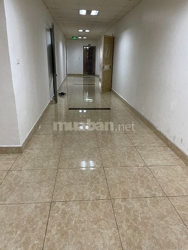 Chính chủ bán căn hộ chung cư tầng 3 thương mại Vinaconex 12 diện t