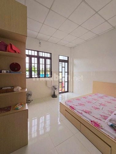 Bán nhà 1 trệt 1 lầu hẻm xe đường Nguyễn Xiển, phường Long Thạnh Mỹ. 