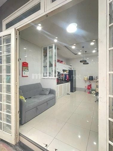Chuyển công tác nên: Cho Thuê nhà tại hẻm 77/19 Trường Sơn,P15,Q10