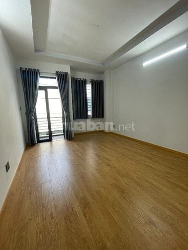 Bán nhà 1 trệt 1 lầu hẻm rộng 6m đường Đình Phong Phú, sổ hồng riêng