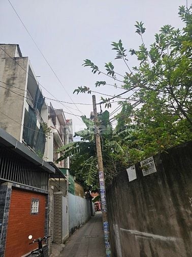 Bán nhà hẻm Ô tô đường Nguyễn Duy Trinh Quận 2 gần chợ (72.5m2) 7 tỷ