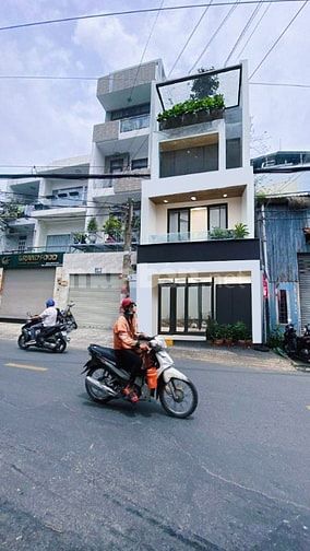 NHÀ MẶT TIỀN 95m2 NGANG 5 5PN, NHỈNH 15 TỶ, GẦN HH THÁM, P13, TÂN BÌNH