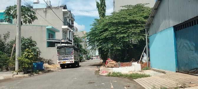 NHÀ MỚI ĐẸP HXH 2 MẶT TL 43, TAM BÌNH, NGAY CẦU VƯỢT GÒ DƯA TIỆN ĐI LẠ
