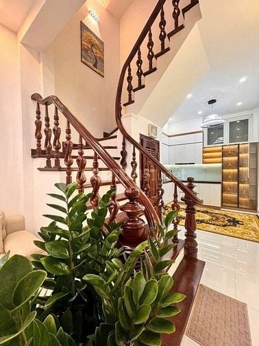 Chính chủ bán nhà 4 tầng số 28 ngõ 111 phố Quan Hoa, Cầu Giấy