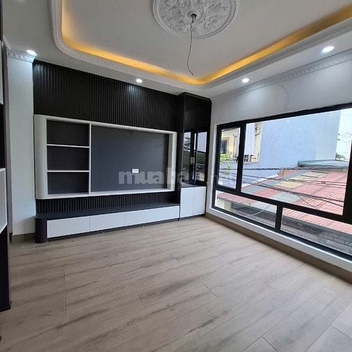 Nhà 5 Tầng 48m² Ngọc Hồi Gần Linh Đàm Ô Tô Tải Đỗ Cửa 8.4 Tỷ