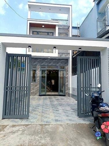 GD BÁN GẤP CĂN NHÀ NÀY , ĐỂ ĐI MỸ 2TY350TR SHR 