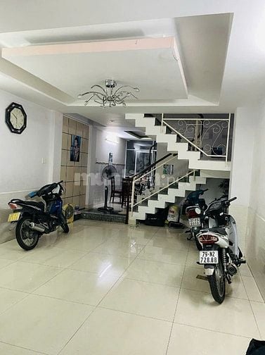 Nhà Y Hình Cho Thuê Hẻm 6m Nơ Trang Long, Gần Phan Đăng Lưu