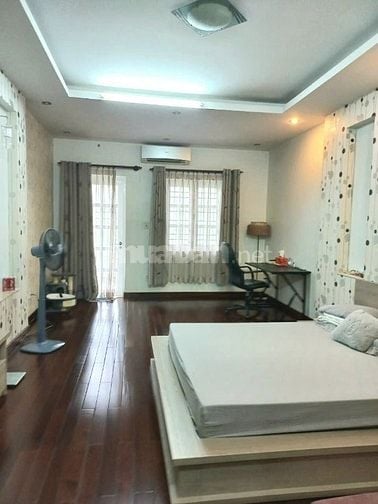 CHÍNH CHỦ BÁN NHÀ BẠCH ĐẰNG GẦN SÂN BAY TSN GIÁ TỐT
