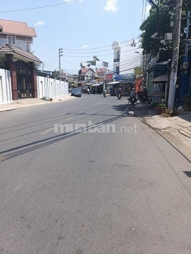 Bán nhà mặt tiền đường Nguyễn Tư Nghiêm Quận 2 giá 12 tỷ