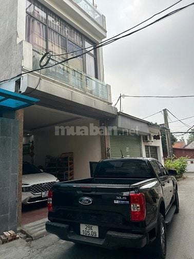 cần bán nhà 3 tầng 100m oto tránh 