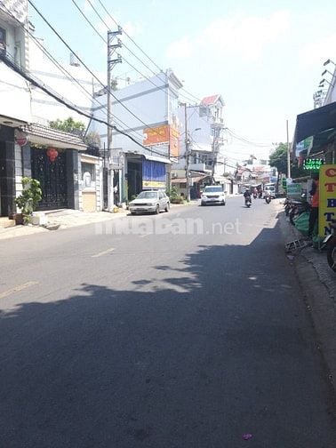 Bán nhà mặt tiền đường Nguyễn Tư Nghiêm Quận 2 giá 12 tỷ