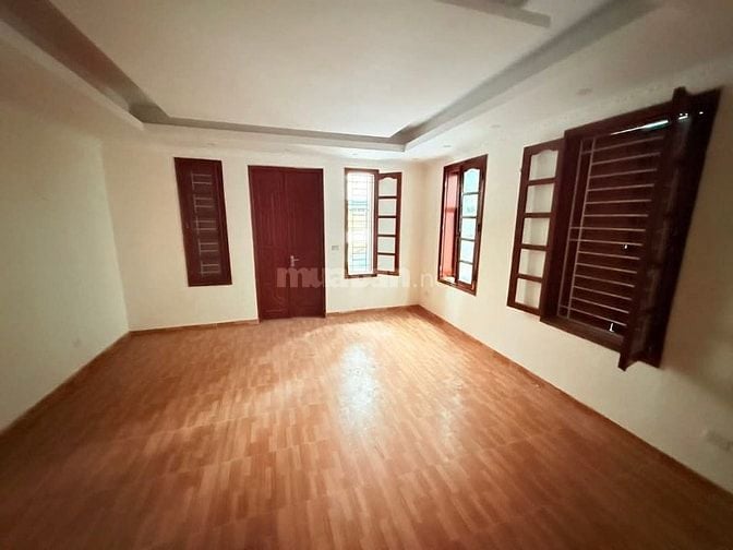 Bán Biệt Thự đầu ngõ 164 Khuất Duy Tiến, 150m2, 5 tầng mặt tiền 7,2m