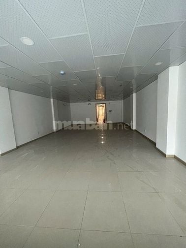 Cho thuê Toà nhà 307 Bùi Hữu Nghĩa, P1, Bình Thạnh ngay chợ Bà Chiểu