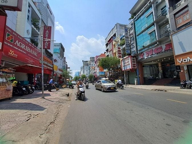 Hàng hiếm cư xá Nguyễn Trung Trực, Quận 10, 3 tầng, 4x12.5, chỉ 7 tỷ X
