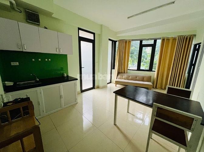 CCMN 1 khách 1 ngủ , ngà lô góc 2 mặt thoảng view sông thoáng mát 