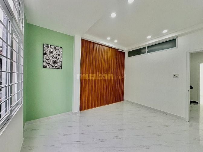 NHÀ 3 TẦNG MỚI ĐẸP HIỆN ĐẠI SANG TRỌNG đường Âu Dương Lân P3 Q8
