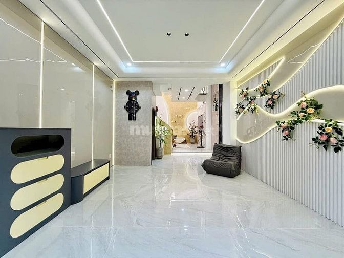 Nhà HXH Tô Hiến Thành, Q10. DT 69m2 giá 3tỷ840. Ngay GO! Miền Đông.SHR