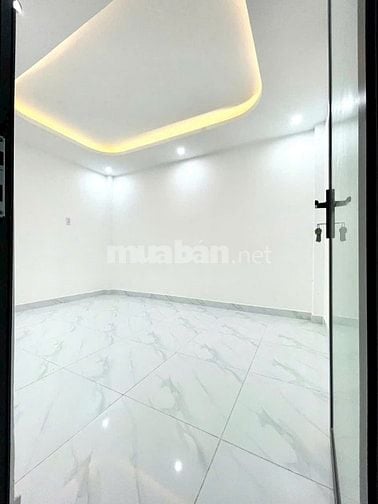 Cho thuê nhà mặt tiền Trần Phú, P4,Q5 giá 8.5tr