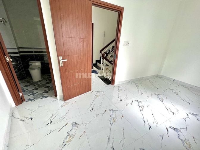 Ngay Tỉnh Lộ 10, Nhà 5 Tầng, 57m2, Ngang 7,2m, HXH 6m, SHR,Chỉ 4,9Tỷ